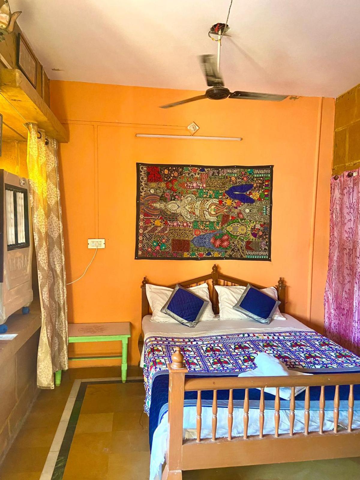 Little Prince Home Stay Джайсалмер Экстерьер фото